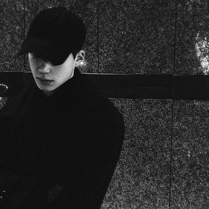 动漫女孩被艹哭
